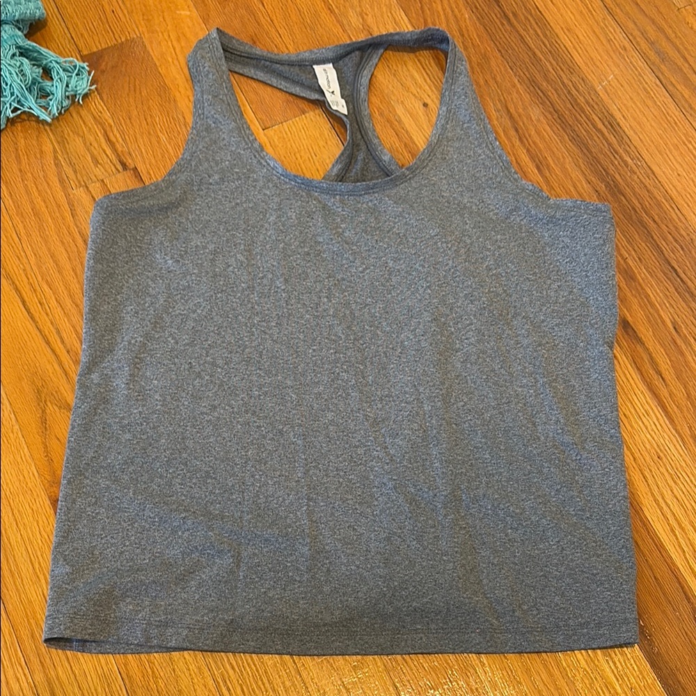 All in Motion Gray Crop Tank Top Relaxed Fit